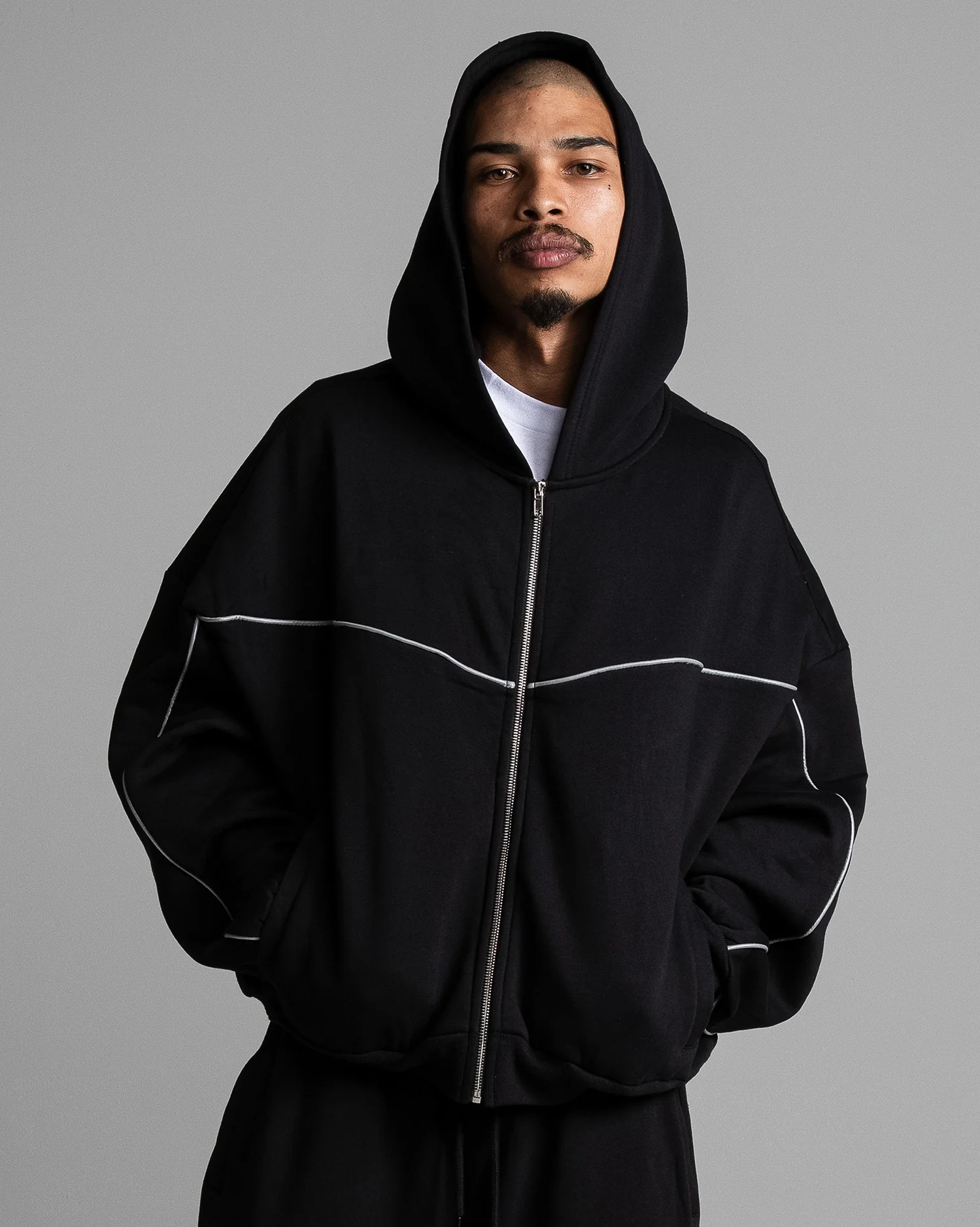 3M Fleece Crop Zip - Image 2