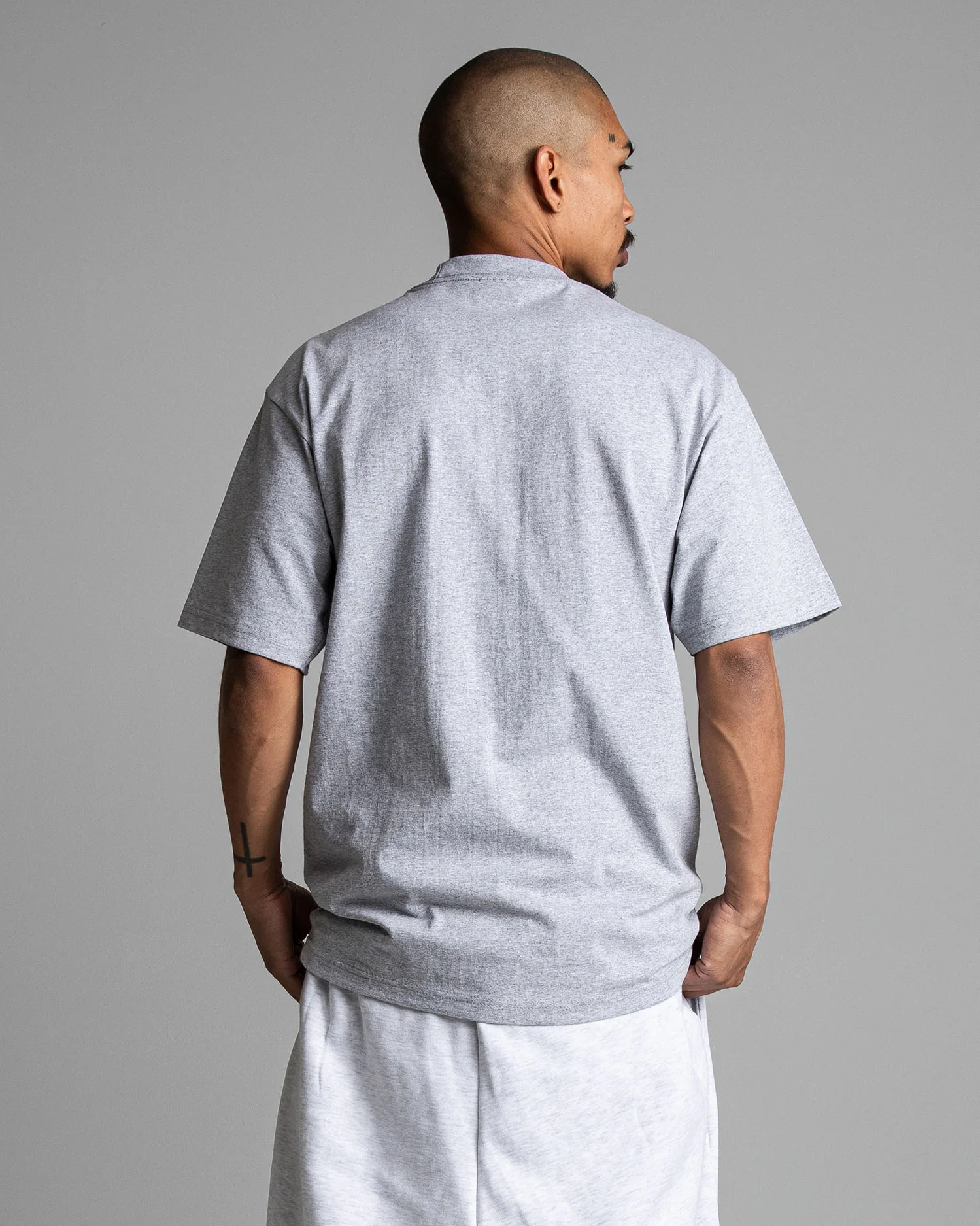 7.5oz Max Heavyweight Short Sleeve - Image 8