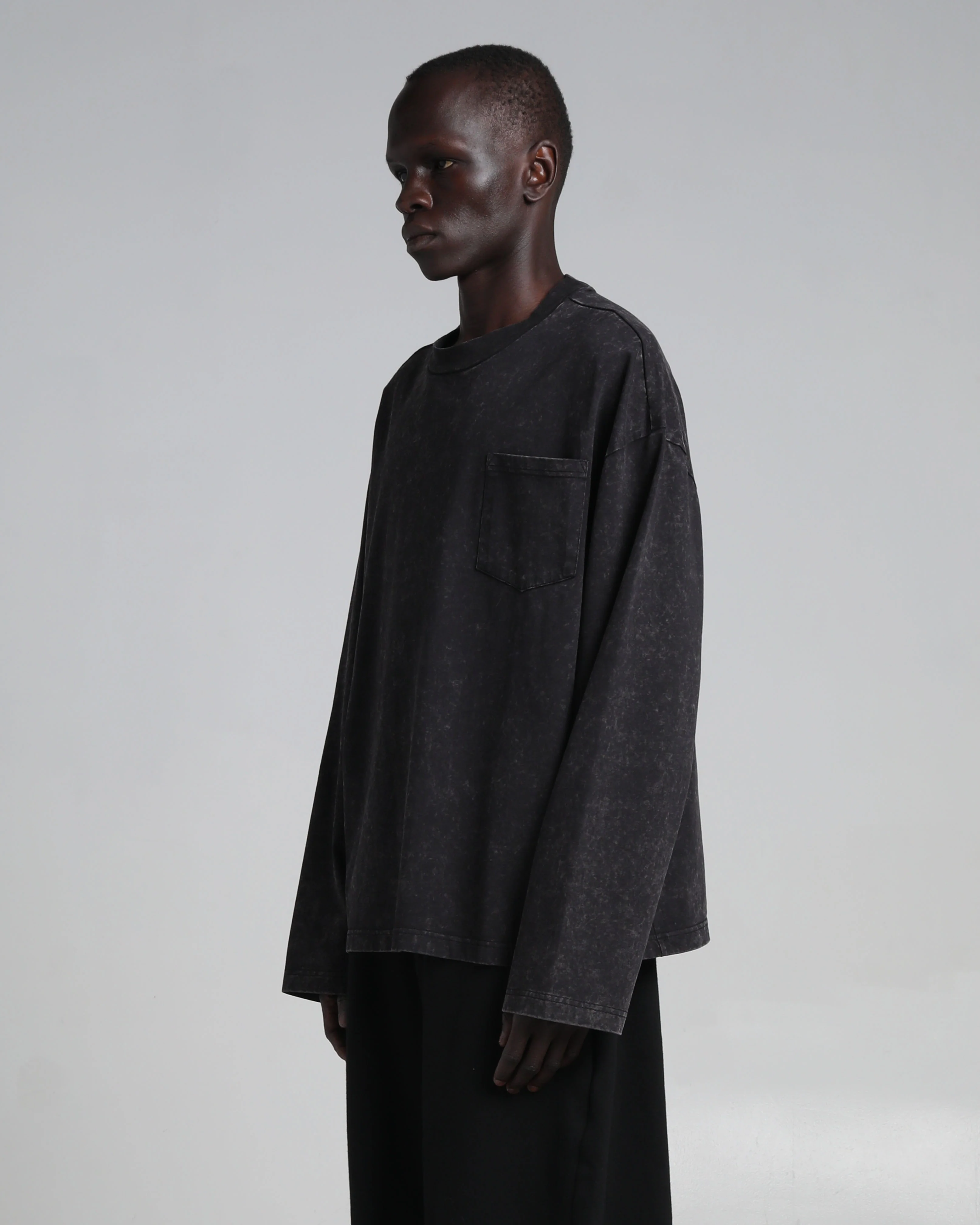 7.5oz Acid Wash Pocket Tee Long Sleeve - Image 5