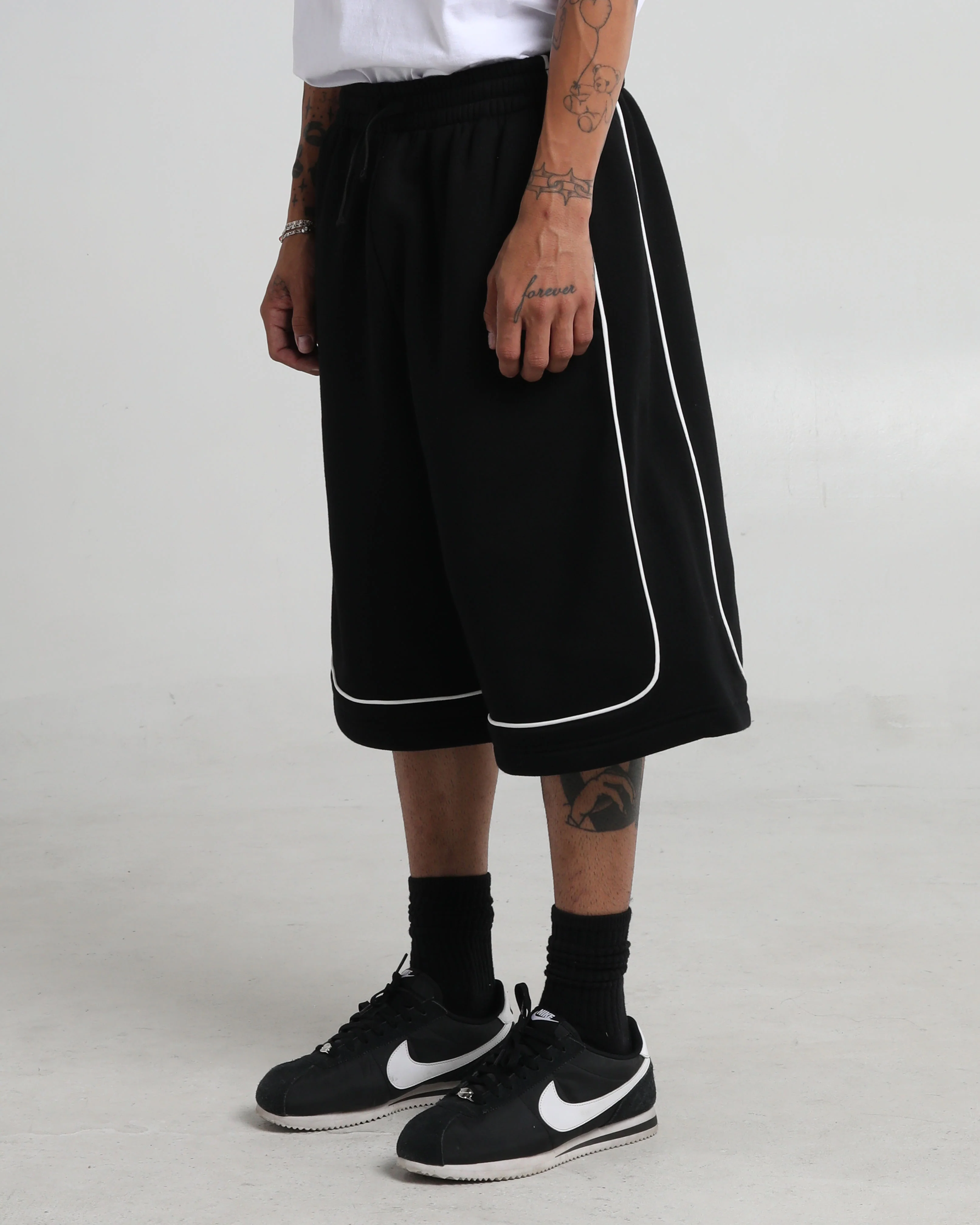Baggy Fleece Basketball Shorts - Image 5