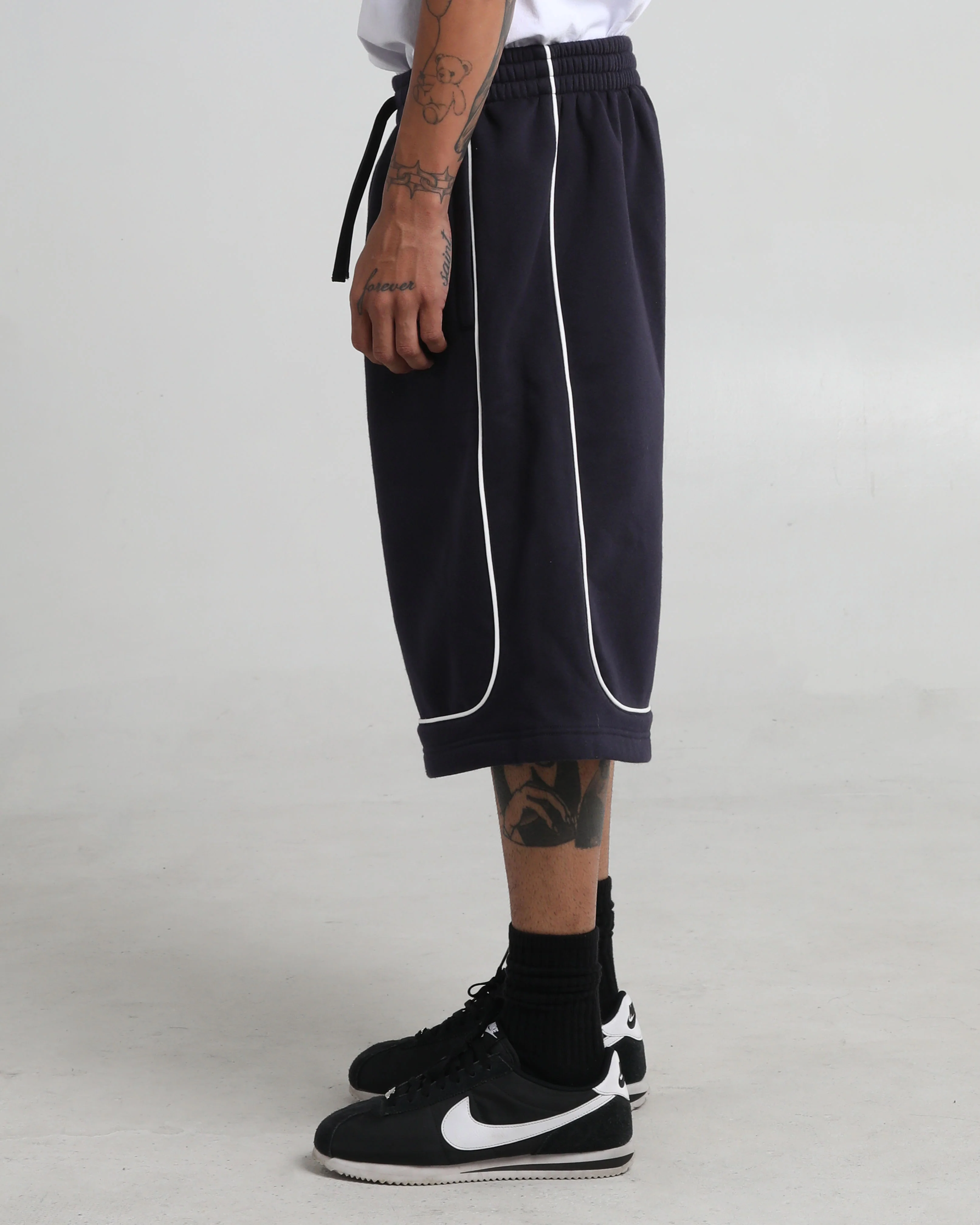 Baggy Fleece Basketball Shorts - Image 8