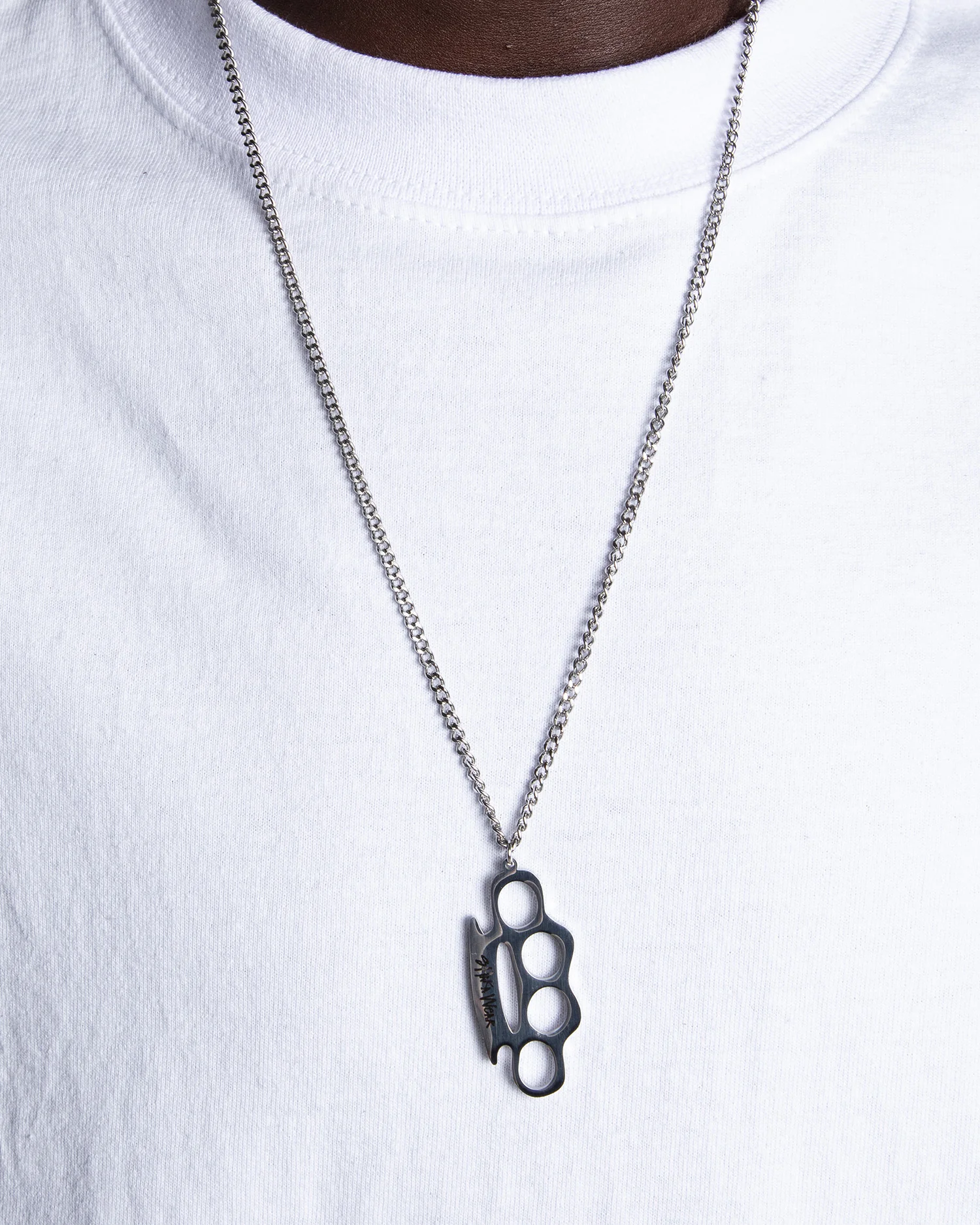 Knuckle Pendant Chain - Image 3