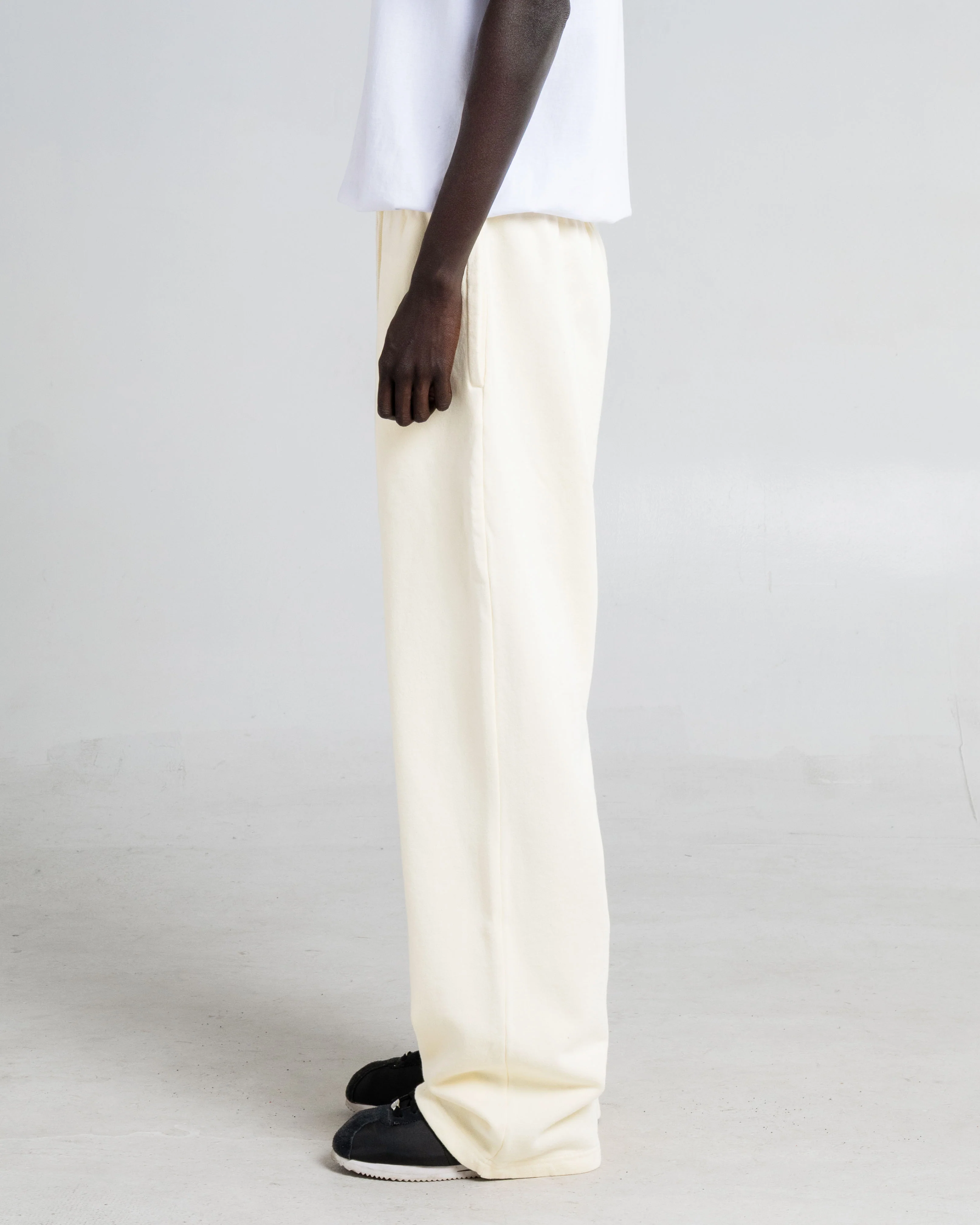 Los Angeles 13.5oz Heavyweight Garment Dye Baggy Sweatpants - Image 12