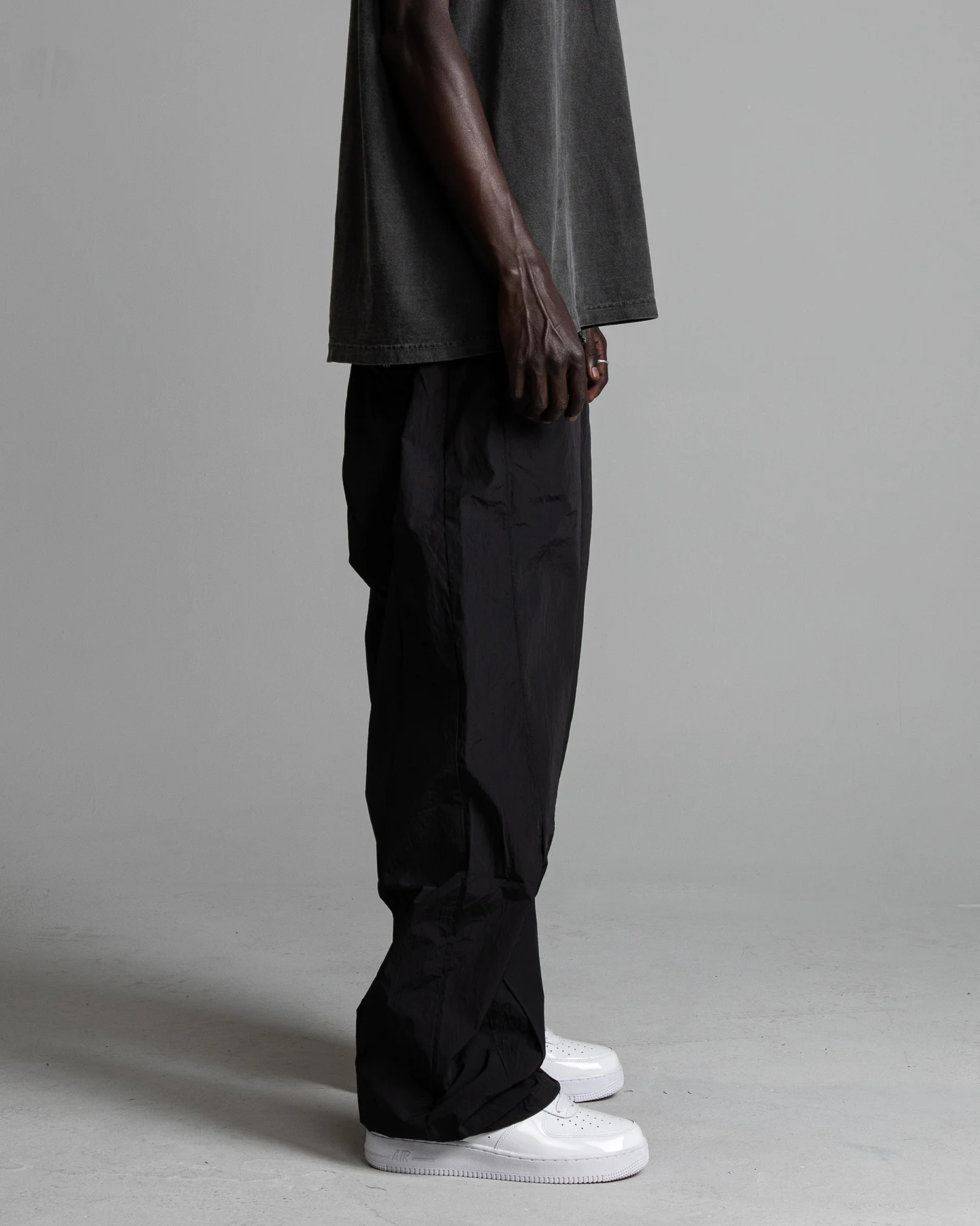 Wind Opps Baggy Nylon Pants - Image 4