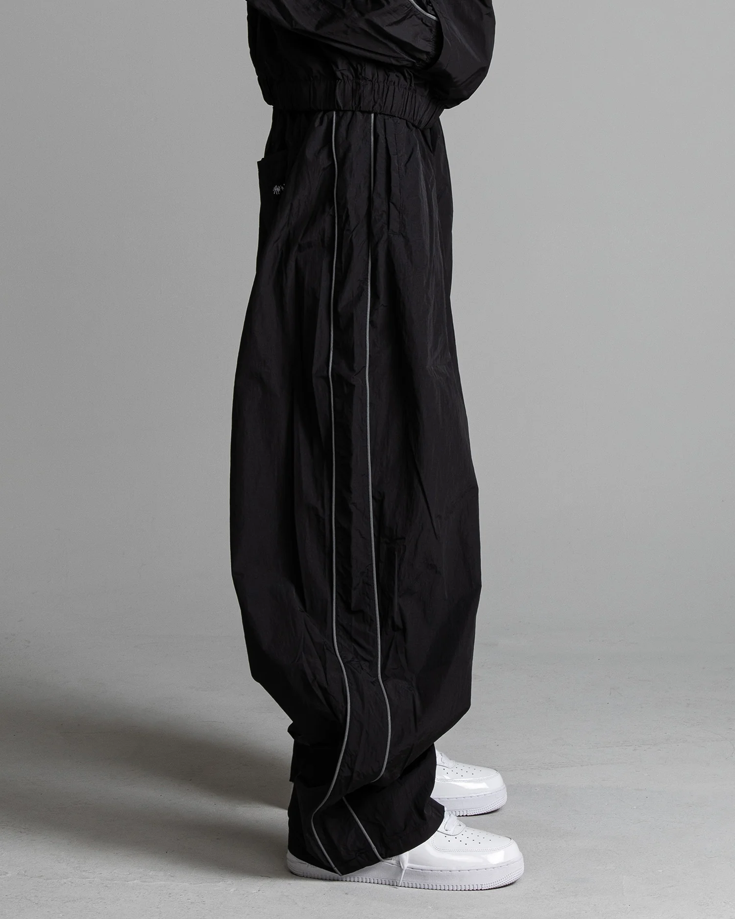 Wind Opps Reflective Balloon Pants - Image 4