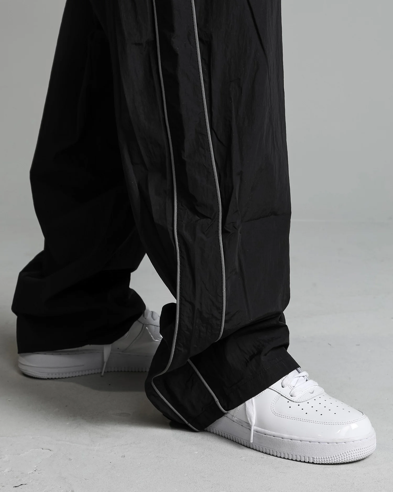 Wind Opps Reflective Balloon Pants - Image 5